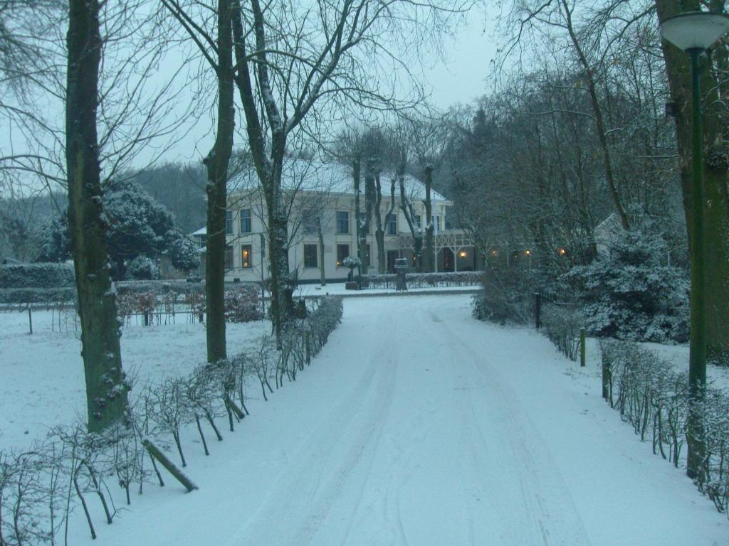 Hotel-Restaurant Het Rechthuis Muiderberg Exterior photo