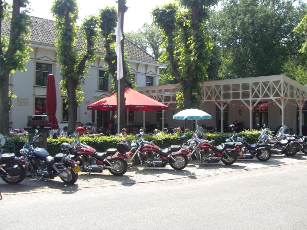 Hotel-Restaurant Het Rechthuis Muiderberg Exterior photo